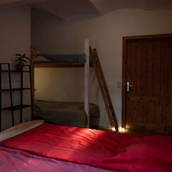 FeWo Schlafzimmer2 (Aktuelles Bild in Großansicht)